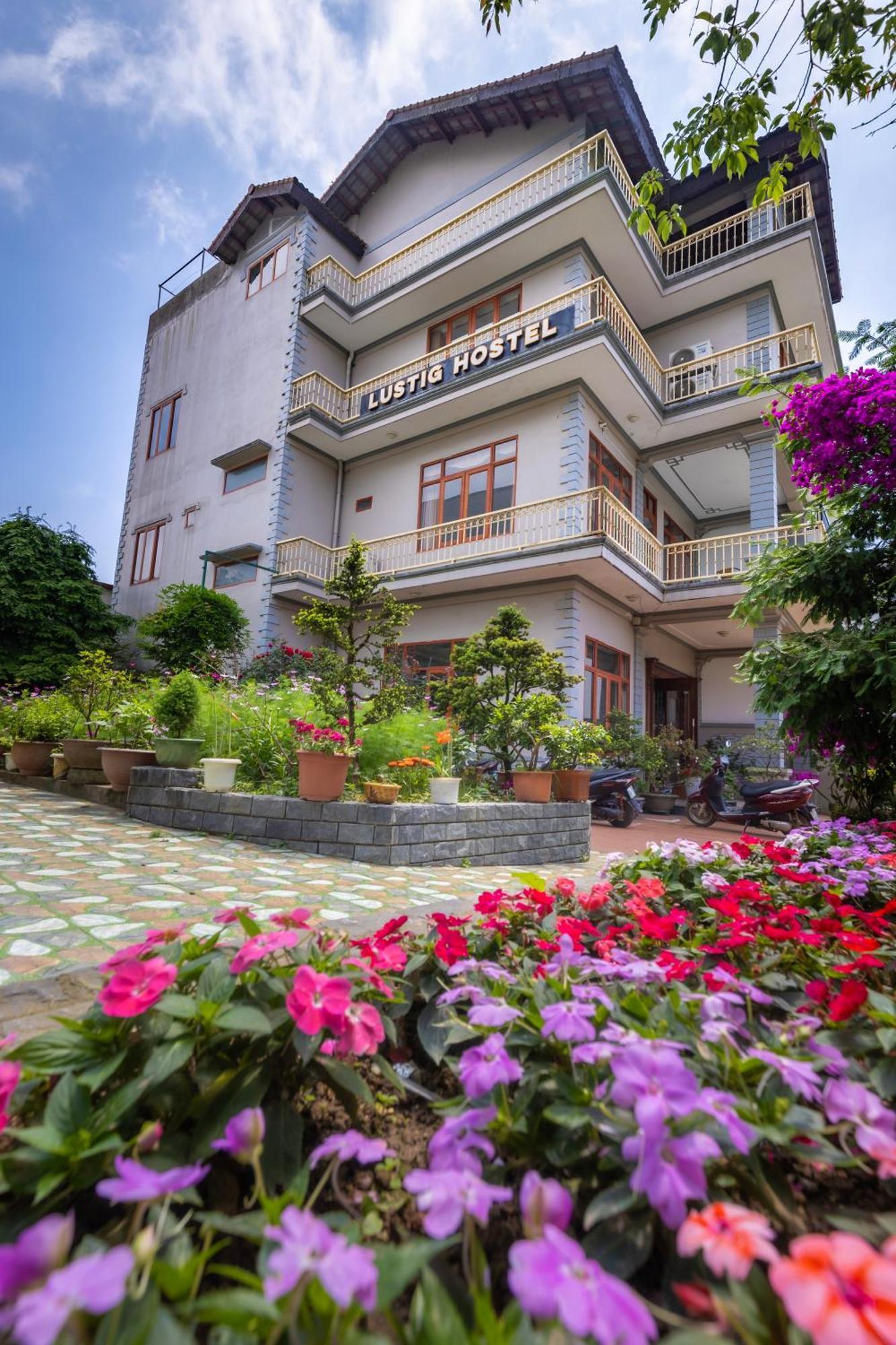 Auberge de jeunesse Lustig *